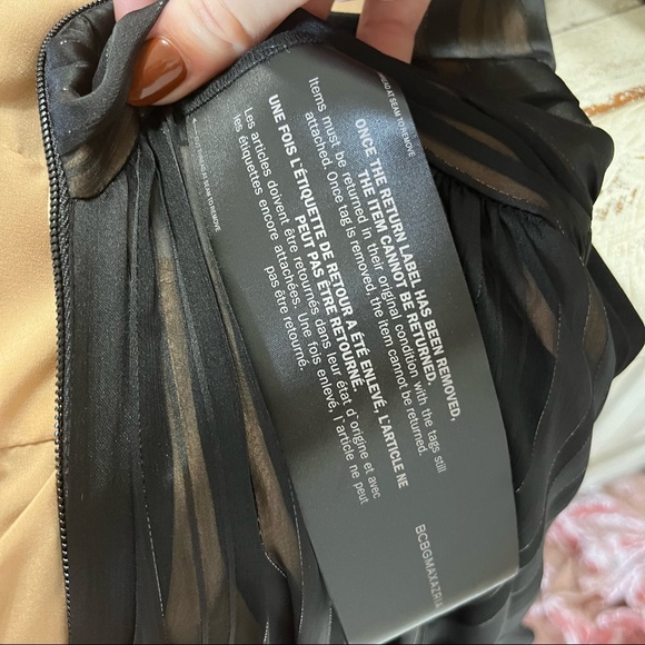 NWT BCBGMAXAZRIA SIZE 4 BLACK FLOWY HIGH LOW DRESS BLACK - Picture 7 of 9